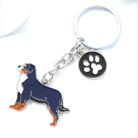 NEW! Bernese Mountain Dog Pawprint🐾 "Dog Mom" Keychain/Purse 👜🎒 Charm ~ 🐕🎁 - Picture 5 of 15